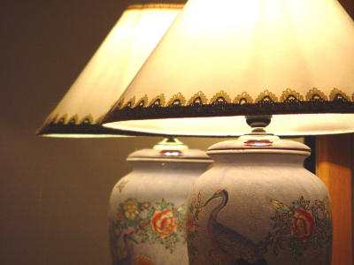 lamp before mirror