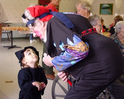 (Exhibition) Witches by Theresa George F505 - 10-30-99