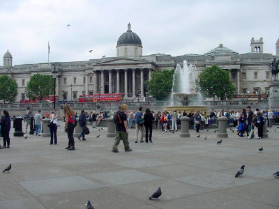 We are now outside in Trafalar Square.  Pigeons, pigeons, pigeons!