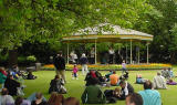 Ireland.Dublin.park.jpg