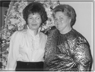 Ellen, Helen (sisters)
