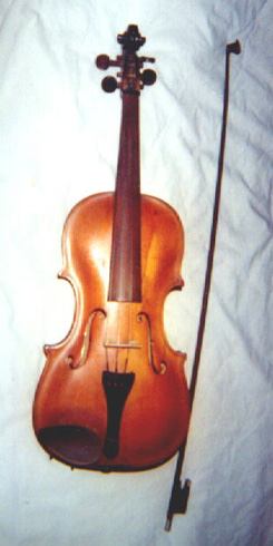 Fiddle belonged to James Daniel Welch cir 1890