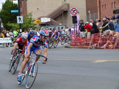 u/woody/medium/121625.Womansbikeroadrace2.jpg