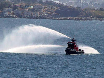 Fireboat practice.jpg