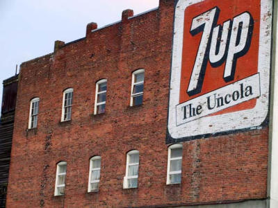 Old 7up sign.jpg