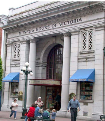 Munro Book Store.jpg