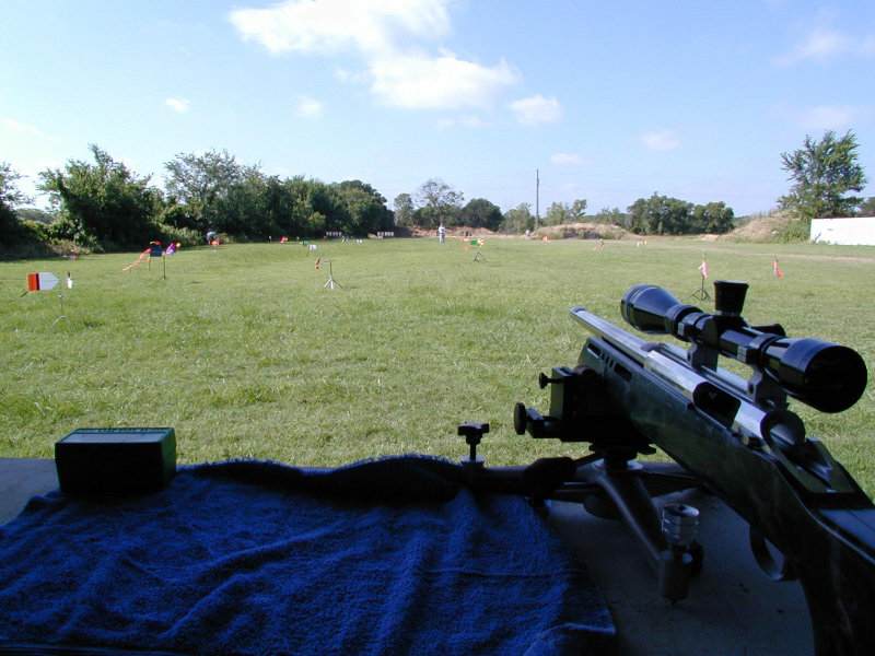 Tom's Rig. Can ya see the target racks now? Only 600 feet away...