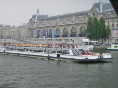 Boat on the Seine