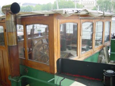 house boat again
