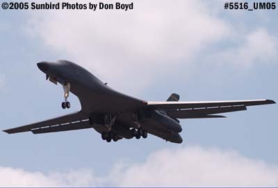 5516 - USAF B-1B Lancer AF86-0118 military aviation stock photo #5516
