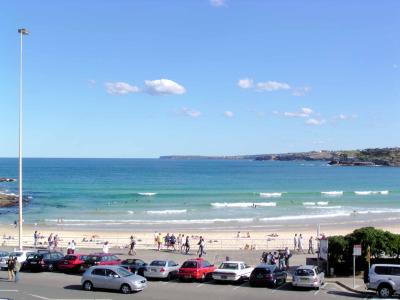 Bondi40.jpg