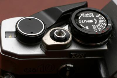 OM-10 macro