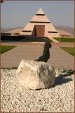 Pyramid and Michelangelos Arm