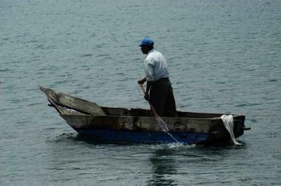 fisherman Lago de Atitlan