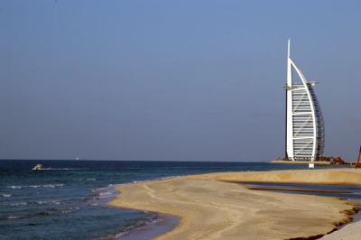 u10/bmcmorrow/medium/37834487.dubaidec675.jpg