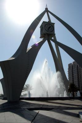 u10/bmcmorrow/medium/37928098.dubainov04105.jpg