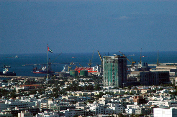 A new tower is rising near the Dubai Dry Docks and Port Rashid