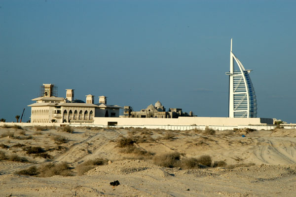 Construction on the beach southwest of the Madinat Jumeirah