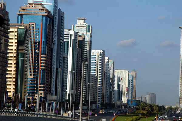 Sheikh Zayed Road, north side