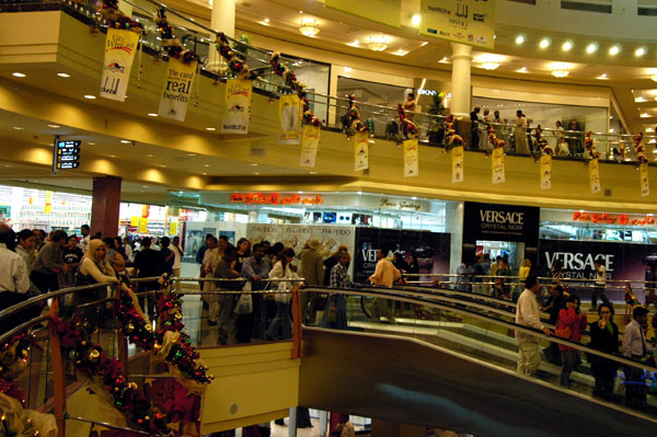 Deira City Centre decorated for Christmas, 2004