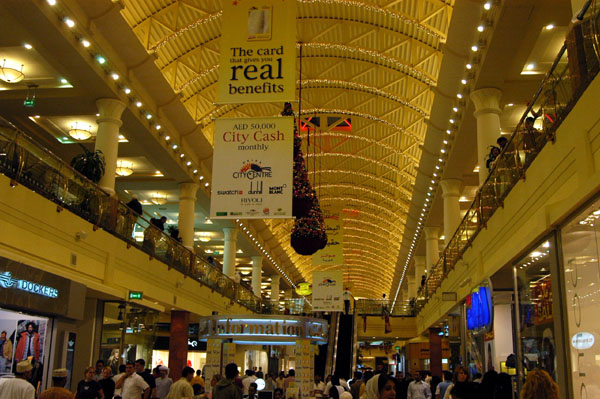 Deira City Centre decorated for Christmas, 2004