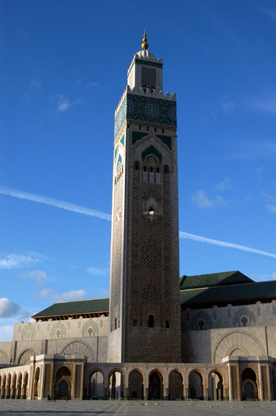 The tower is 200m high