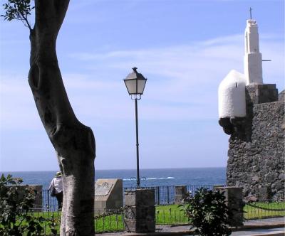 View of Castillo y Mar.JPG