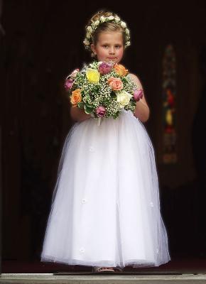 We crashed a wedding and I practiced (flowergirl)