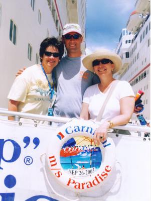 William Sue AnnMarie Cozumel Gangway.jpg