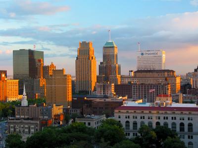Night comes to Newark