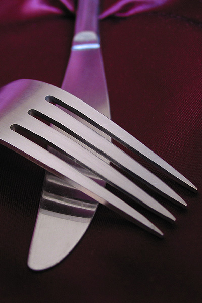 Knife and fork<BR><B>TIE FOR 5TH PLACE</B>