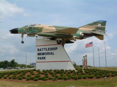 u10/dan_wolf/medium/2218396.ussalabama_01.jpg