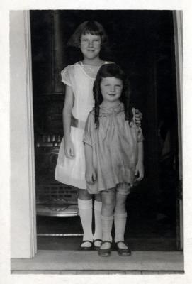 Frances and Dorothy in the doorway, 1922 (432)
