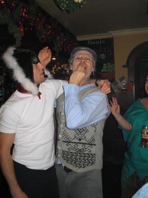 u10/dave_harfield/medium/37806069.amyxmasparty25.jpg