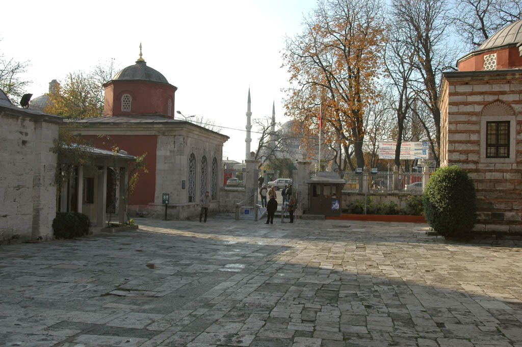 Istanbul Aya Sofya backwards view to entrance