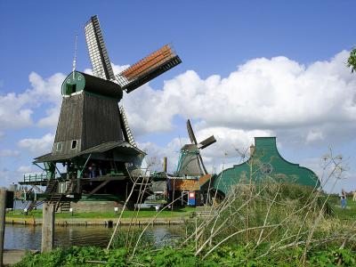 Houtzaag molen ( saw mill)