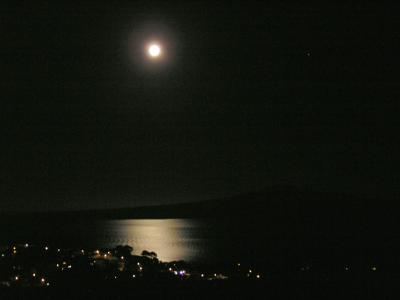Moon on Rangitoto.jpg