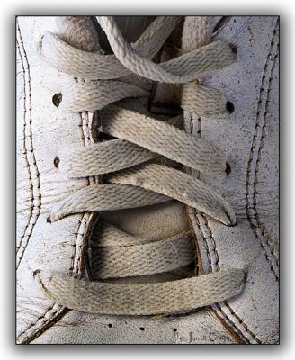 u10/jarrell/medium/16858137.sneakers.jpg