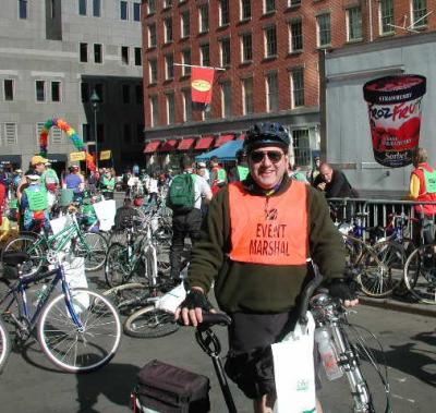 Your smiling gallery owner proves that he was there!