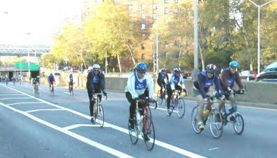 Riders cranking north on the FDR Drive (Photo by Jim Zisfein)