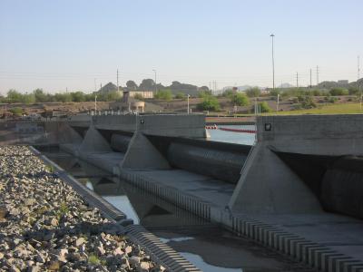Inflatable dam on Tempe Town Lake