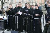 Singing monks