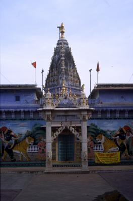 tIN5015_tempel_Hindu.jpg