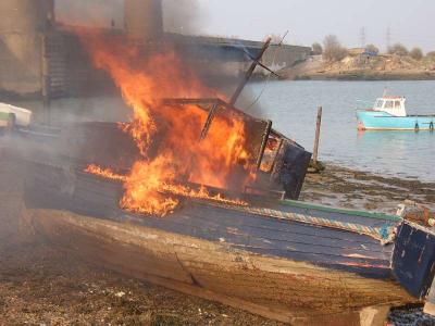 Boat on fire 3