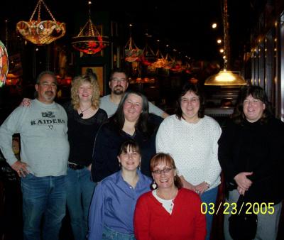 u10/moser/medium/41400064.6GroupinRubyTuesday.jpg