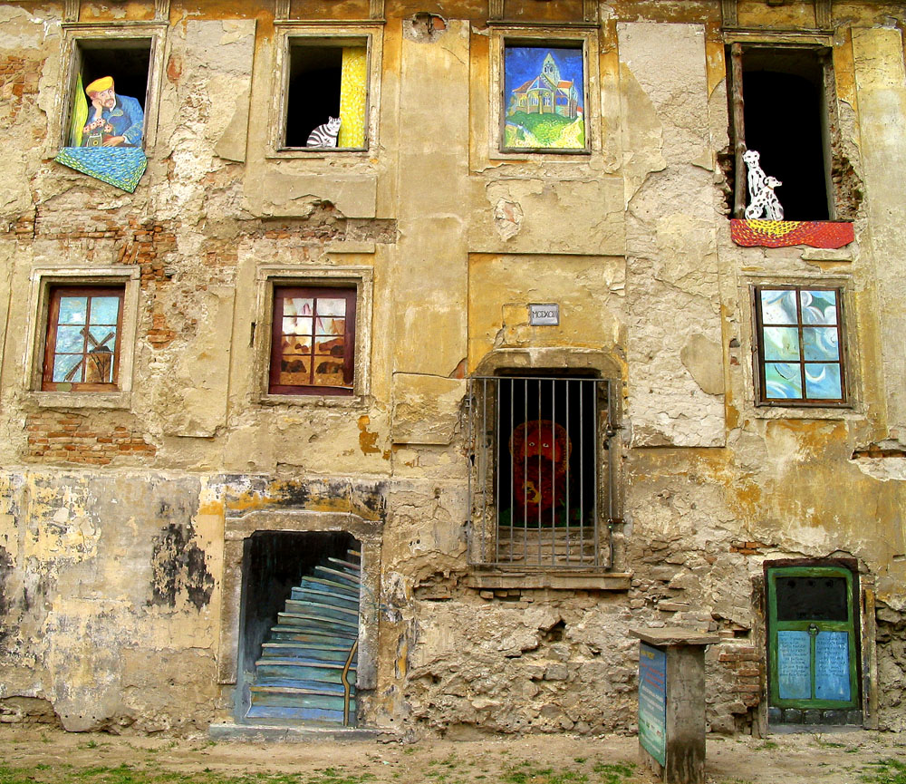 Art speaks, Bratislava, Slovakian Republic, 2003
