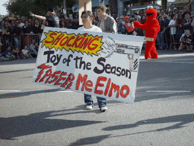 TAZER ELMO WHAT A BIG HIT IN THE PARADE