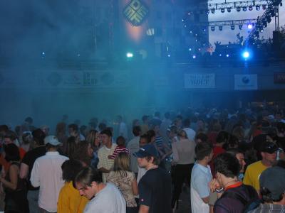 night crowd3.jpg