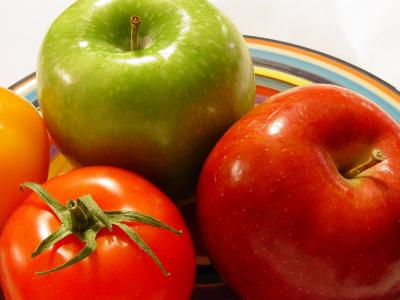 Apples and Tomatoes