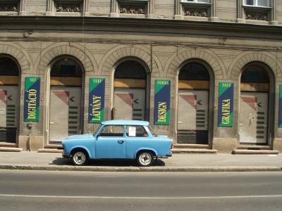 Little blue car